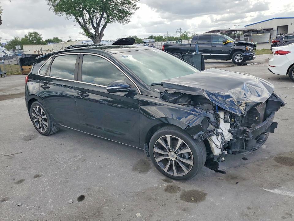 2018 Hyundai Elantra gt Base