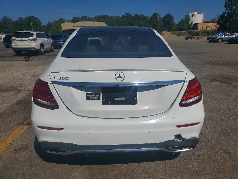 2018 Mercedes-Benz E 300