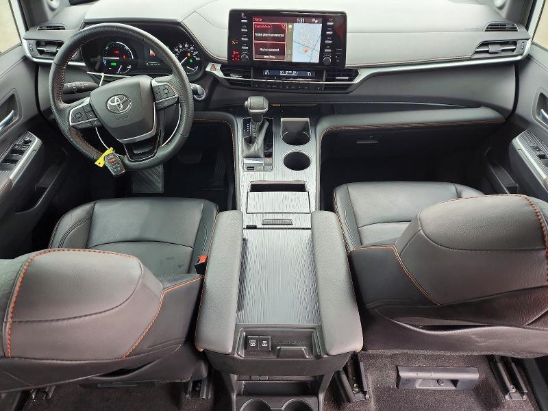 2021 Toyota Sienna xse 7-passenger