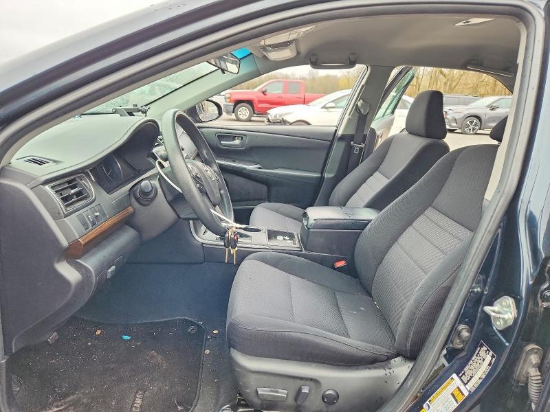 2016 Toyota Camry le