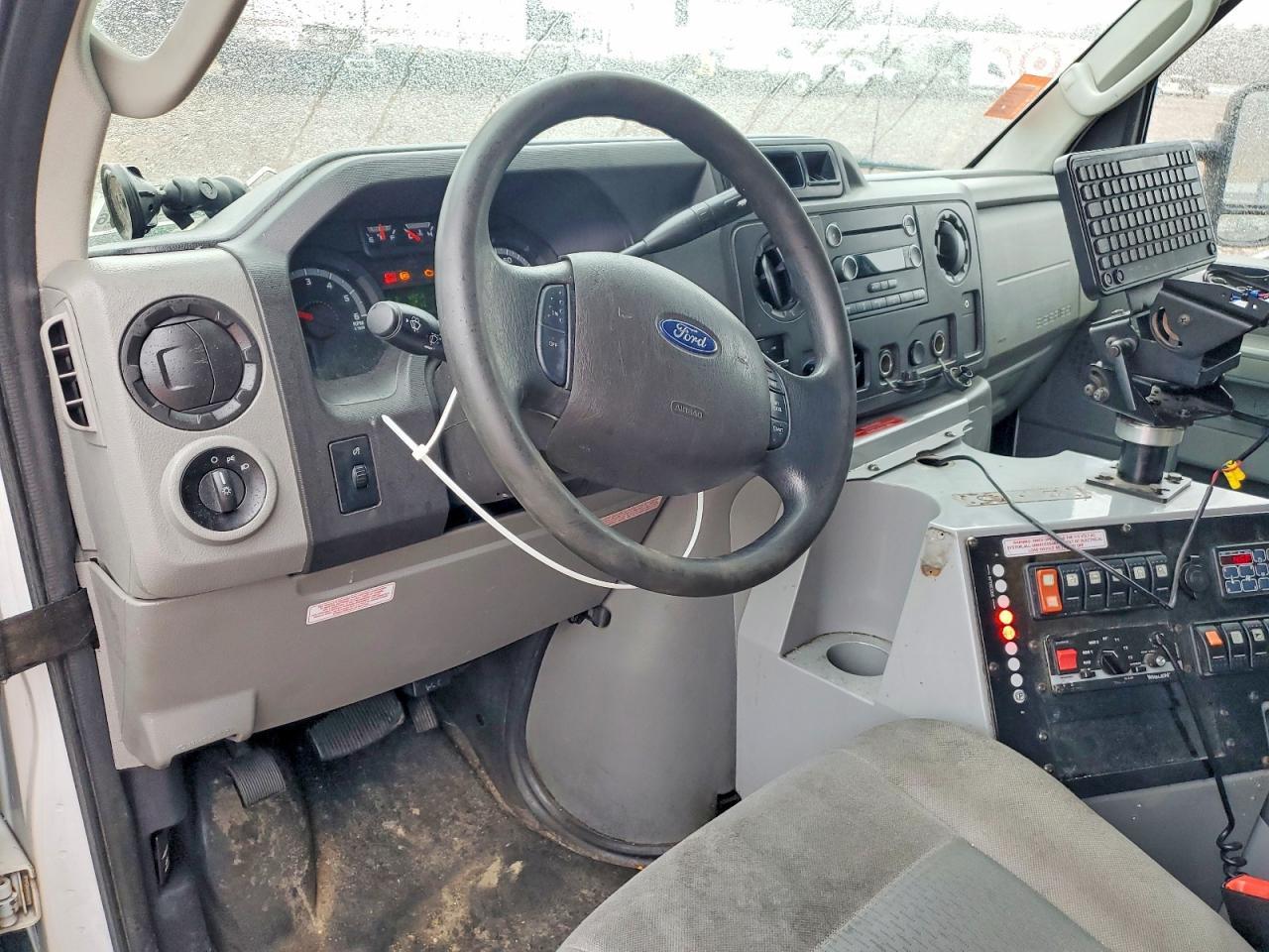 2018 Ford E350 Ambulance