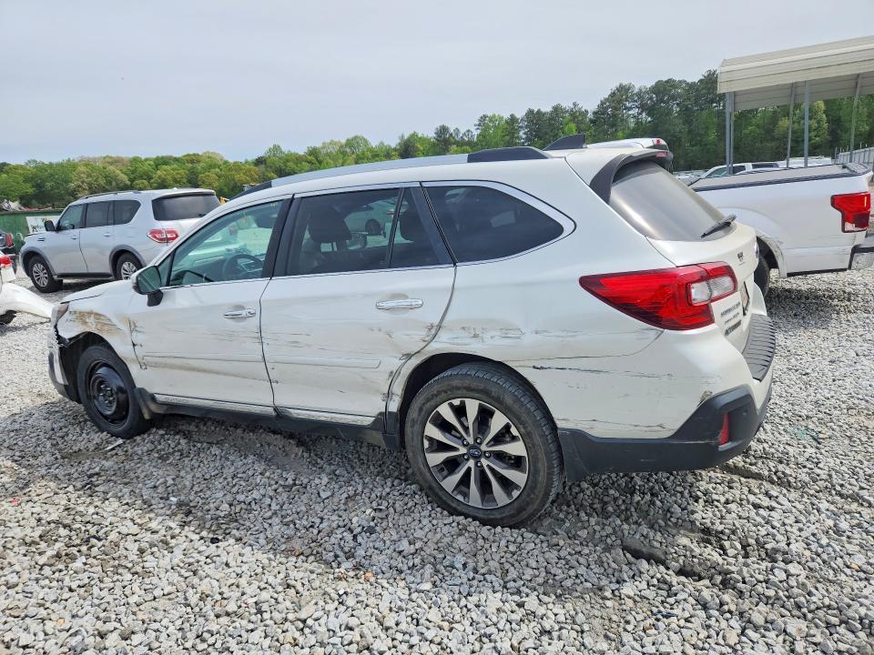 2018 Subaru Outback Touring