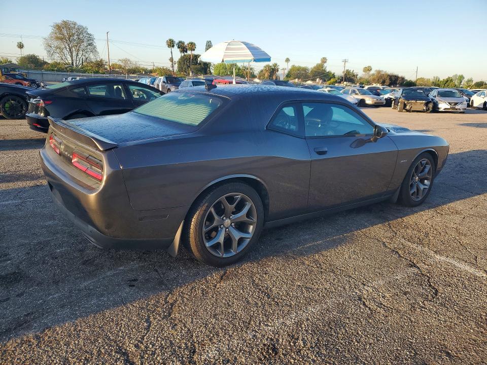 2016 Dodge Challenger r