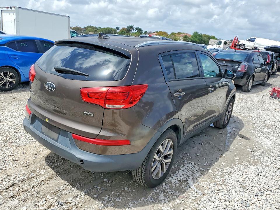 2015 KIA Sportage lx