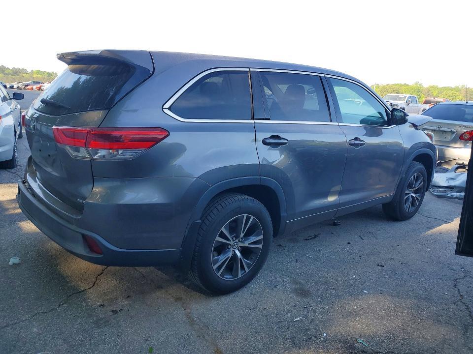 2018 Toyota Highlander le