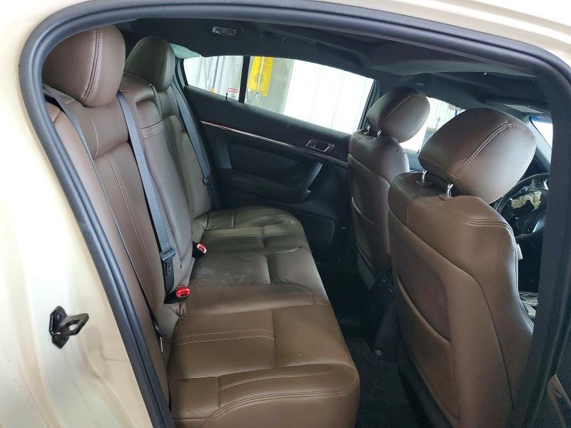 2014 Lincoln Townhouse MKS
