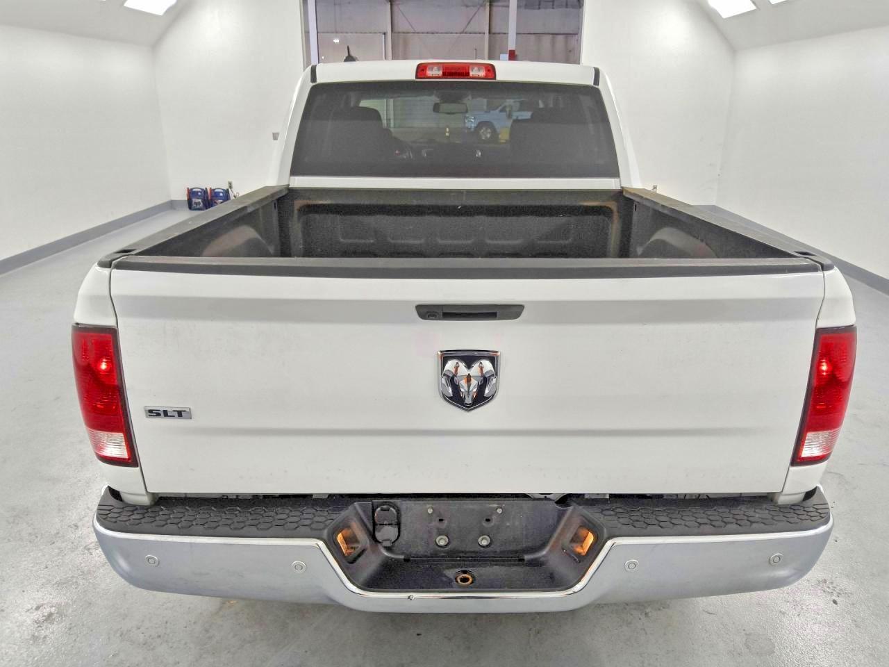2023 Dodge RAM 1500 Classic SLT