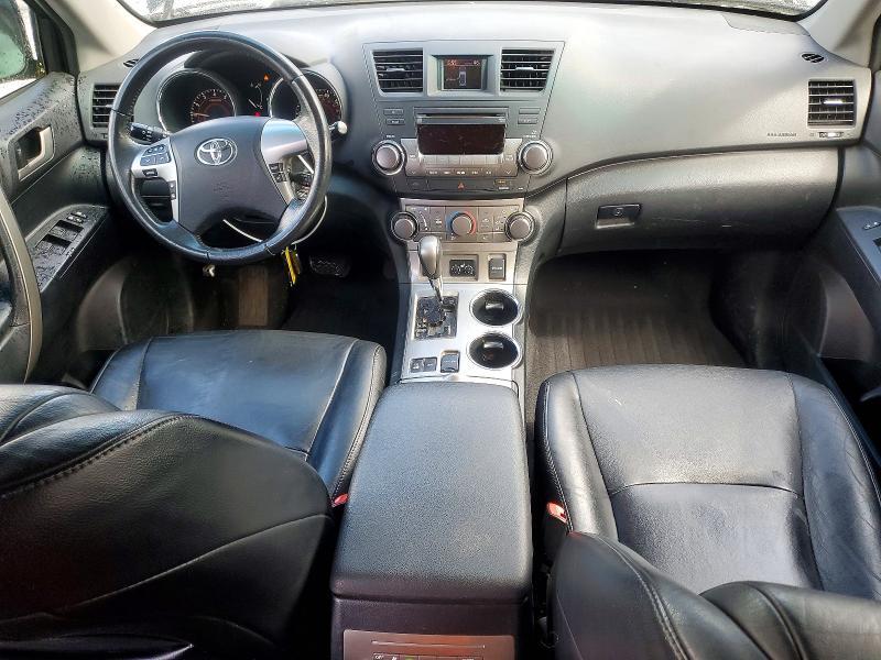 2012 Toyota Highlander se