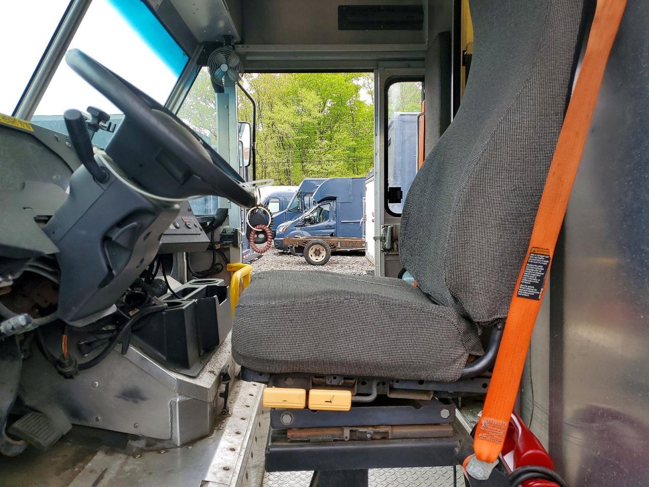 2020 Ford F59 Delivery Truck