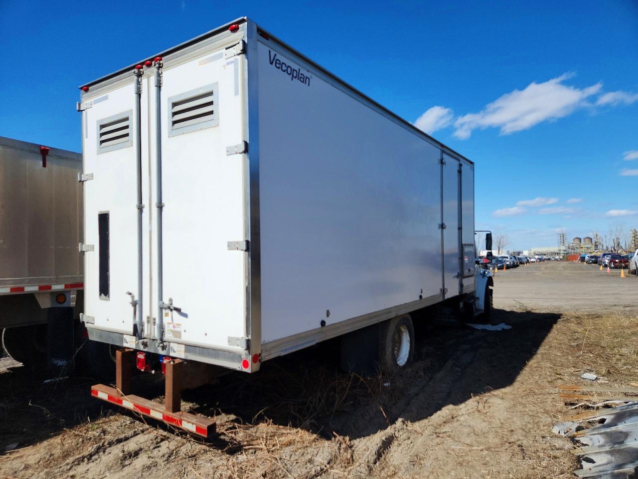 2012 Freightliner M2 106 Medium Duty