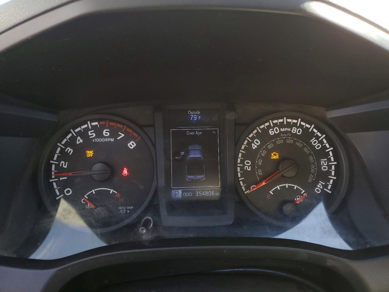 2018 Toyota Tacoma SR