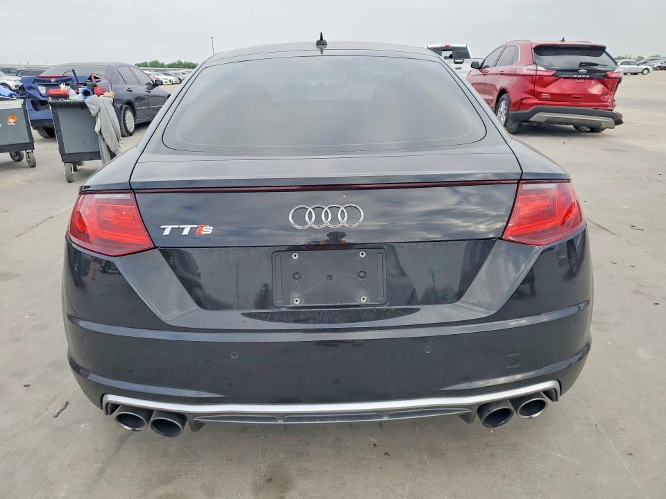 2016 Audi TTS