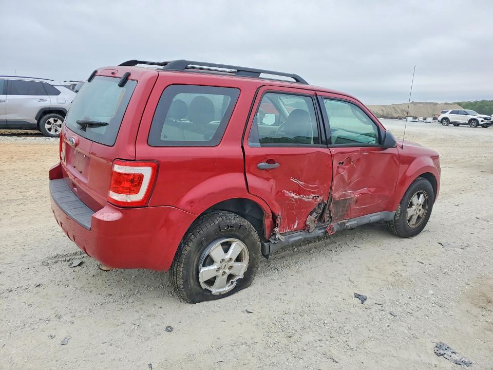 2010 Ford Escape xls
