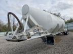 1999 Vantage Dump 1999 Freedom Pneumatic DRY Bulk Trailer