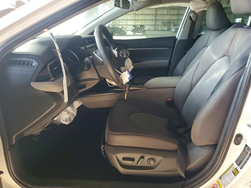 2019 Toyota Camry le