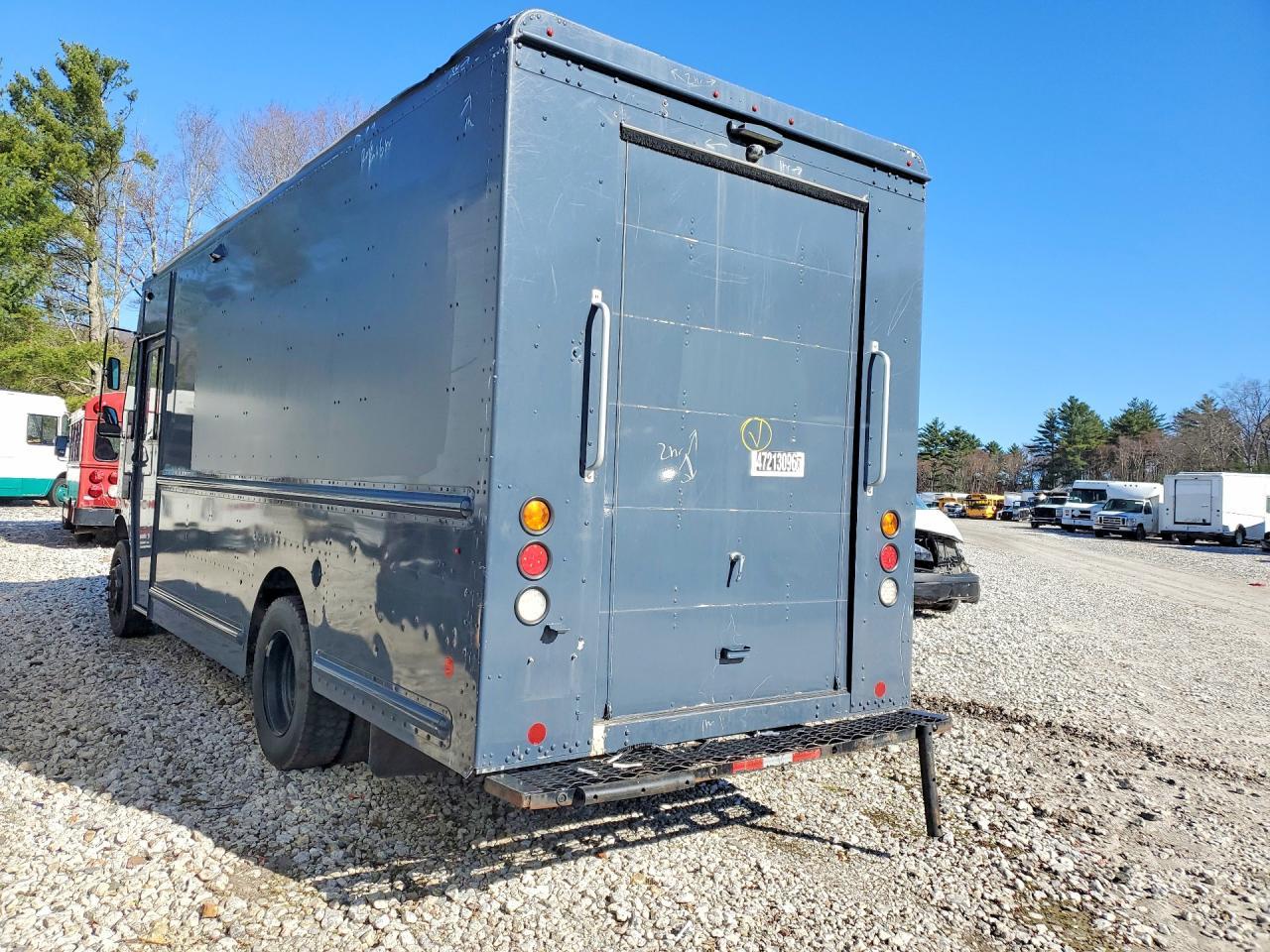 2021 Freightliner MT45G Chassis Delivery Truck