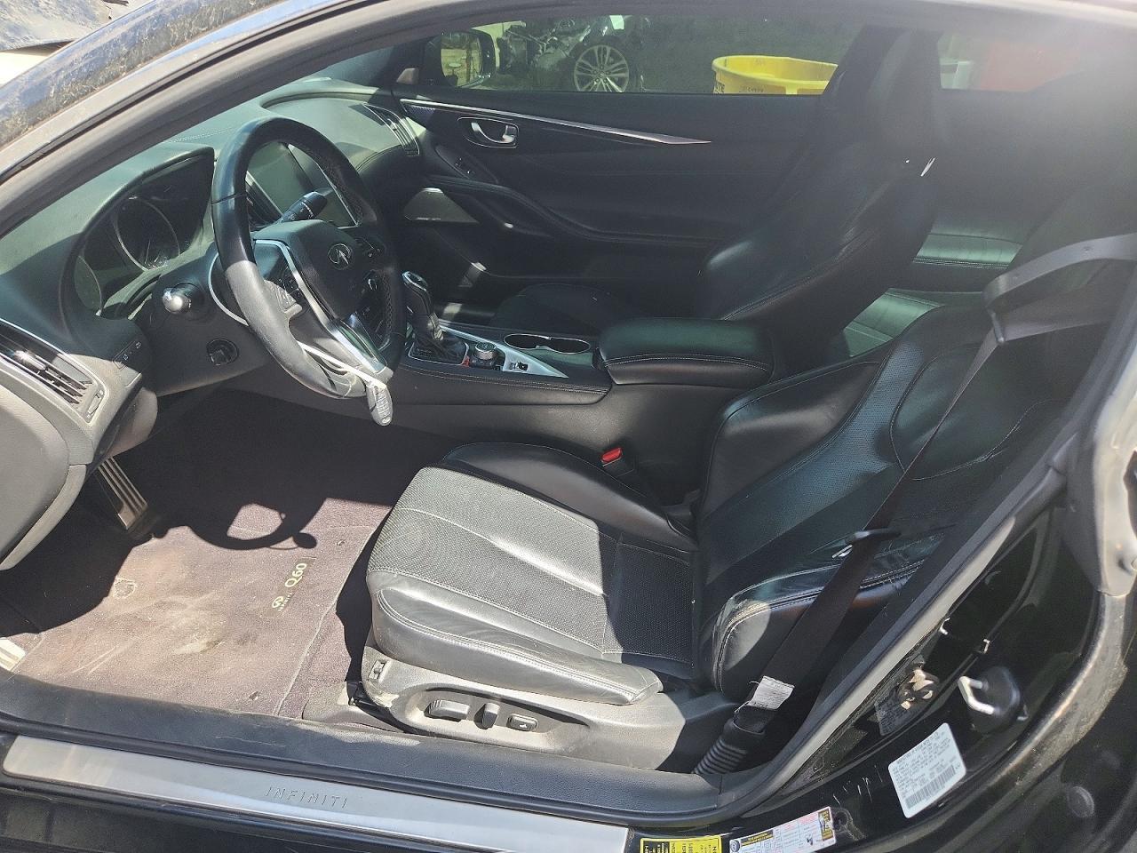 2017 Infiniti Q60 red Sport 400