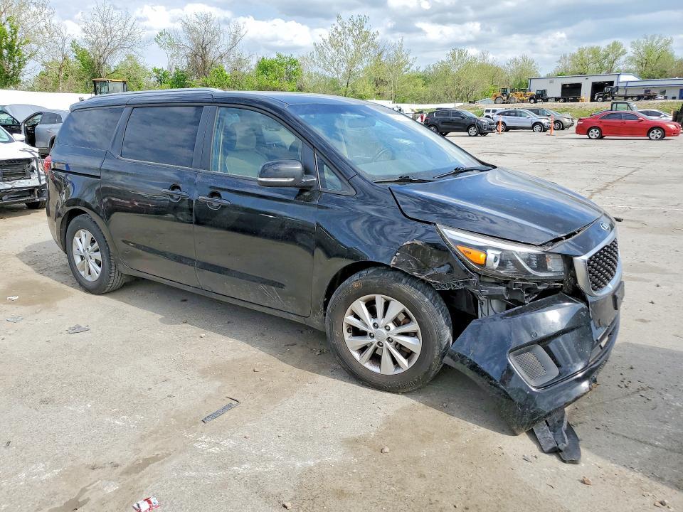 2017 KIA Sedona lx