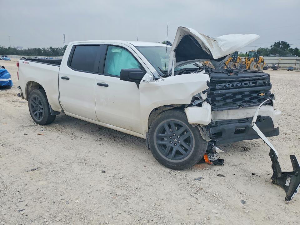 2025 Chevrolet Silverado K1500 Custom