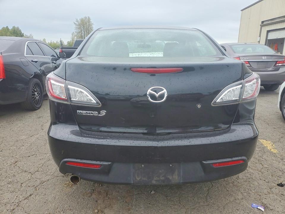 2010 Mazda 3 I