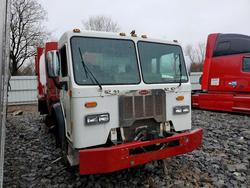 2016 Peterbilt 320 Refuse Truck en venta en Albany, NY