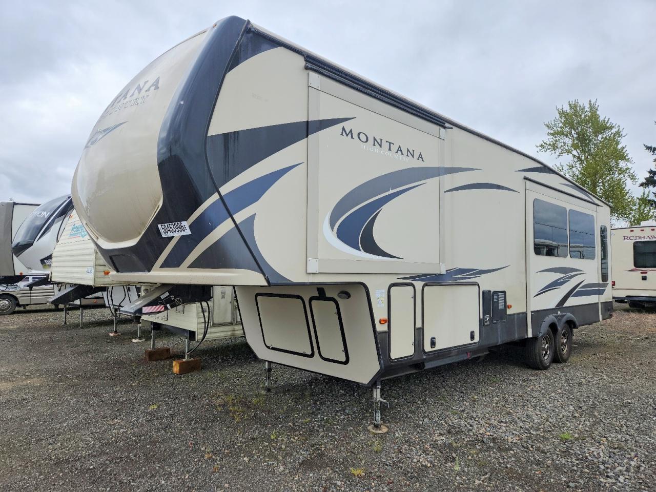 2018 Keystone Montana Camper