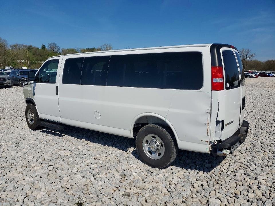 2025 Chevrolet Express G3500 LS