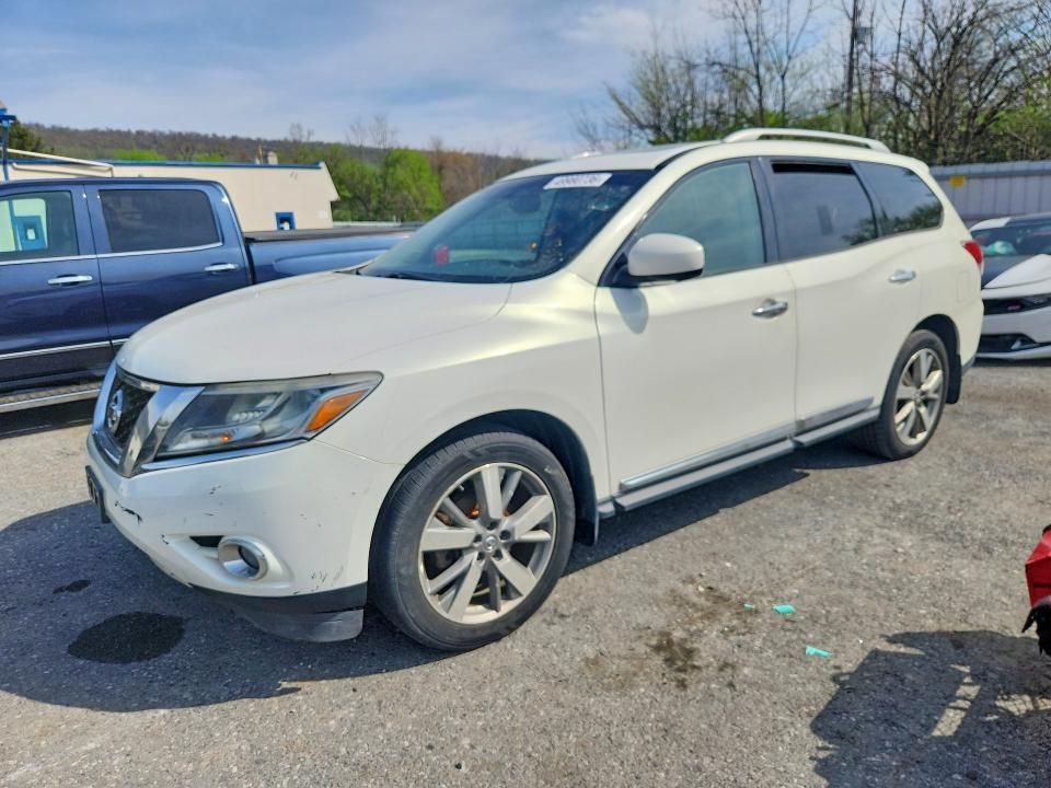 2013 Nissan Pathfinder s