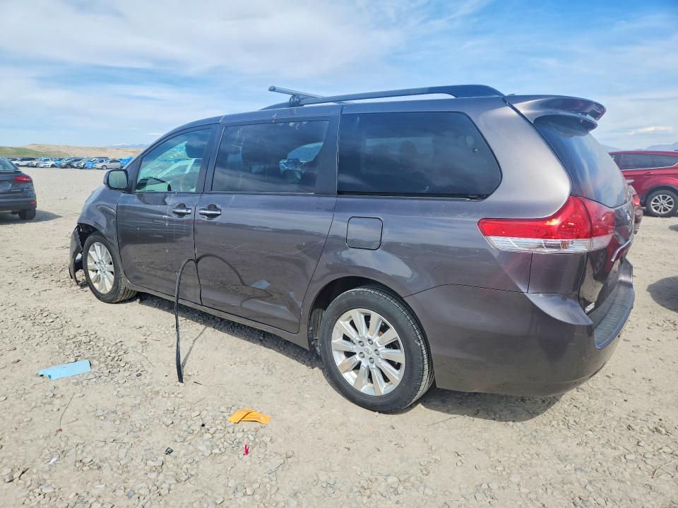 2011 Toyota Sienna Limited 7-passenger