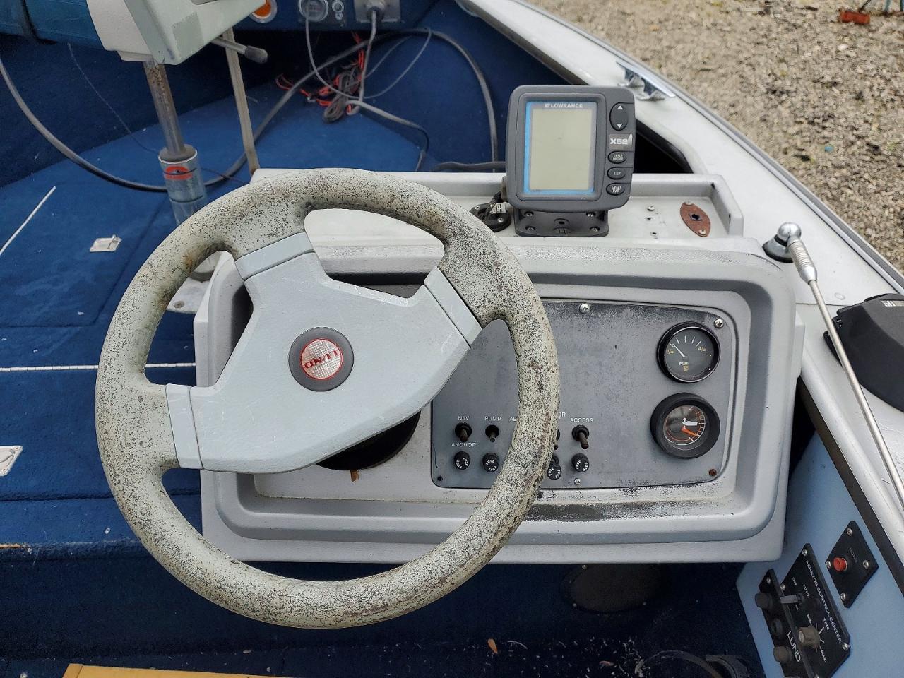 1992 Lund PRO V Deluxe