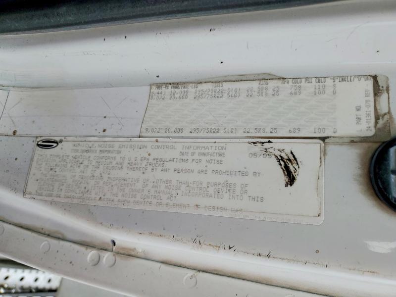 2006 Sterling AT 9500