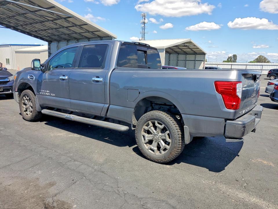 2019 Nissan Titan xd sv