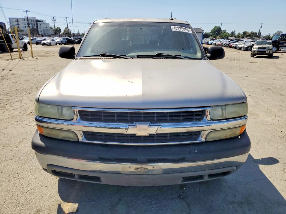 2004 Chevrolet Suburban C1500