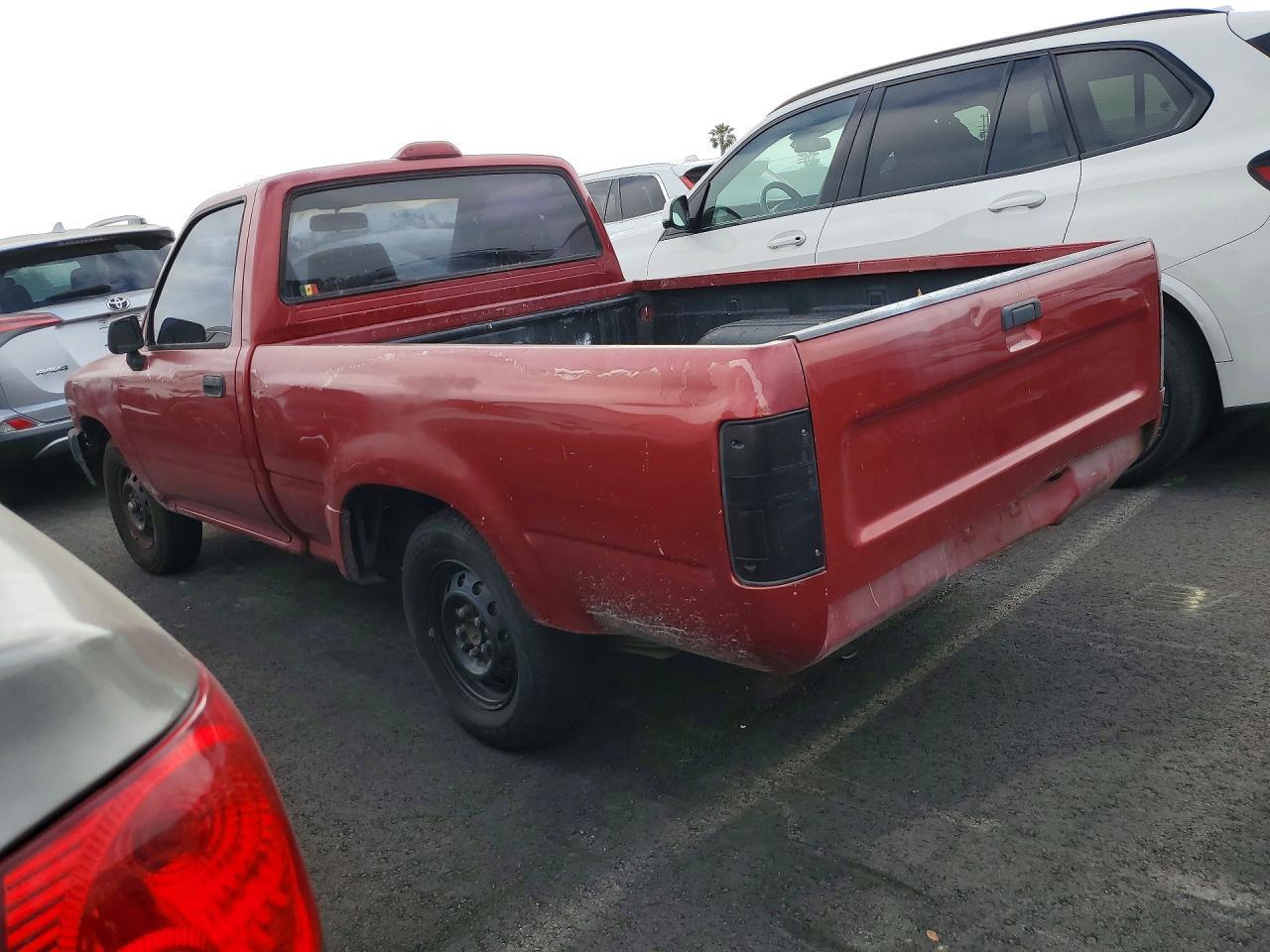 1995 Toyota Pickup Base