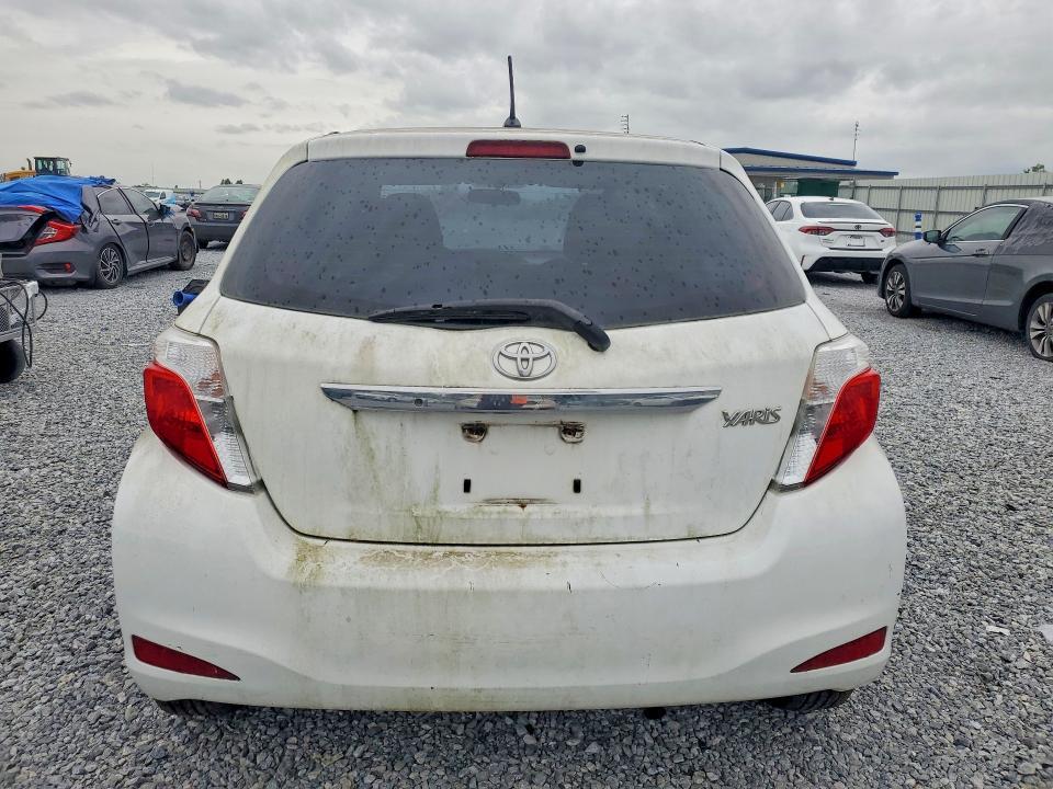 2012 Toyota Yaris 5-door l