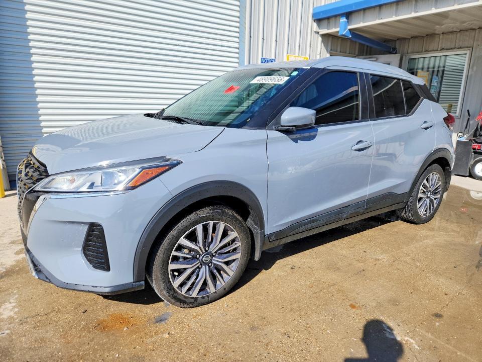 2021 Nissan Kicks sv