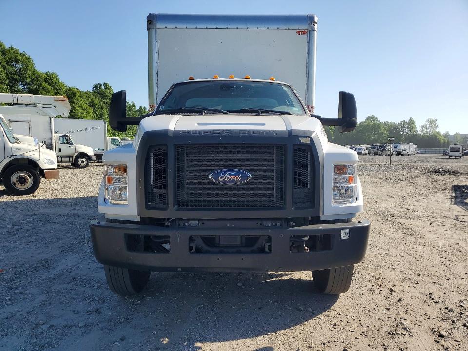2022 Ford F650 Super Duty BOX Truck
