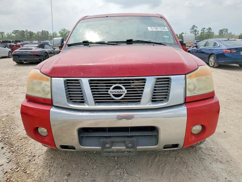 2011 Nissan Titan SV