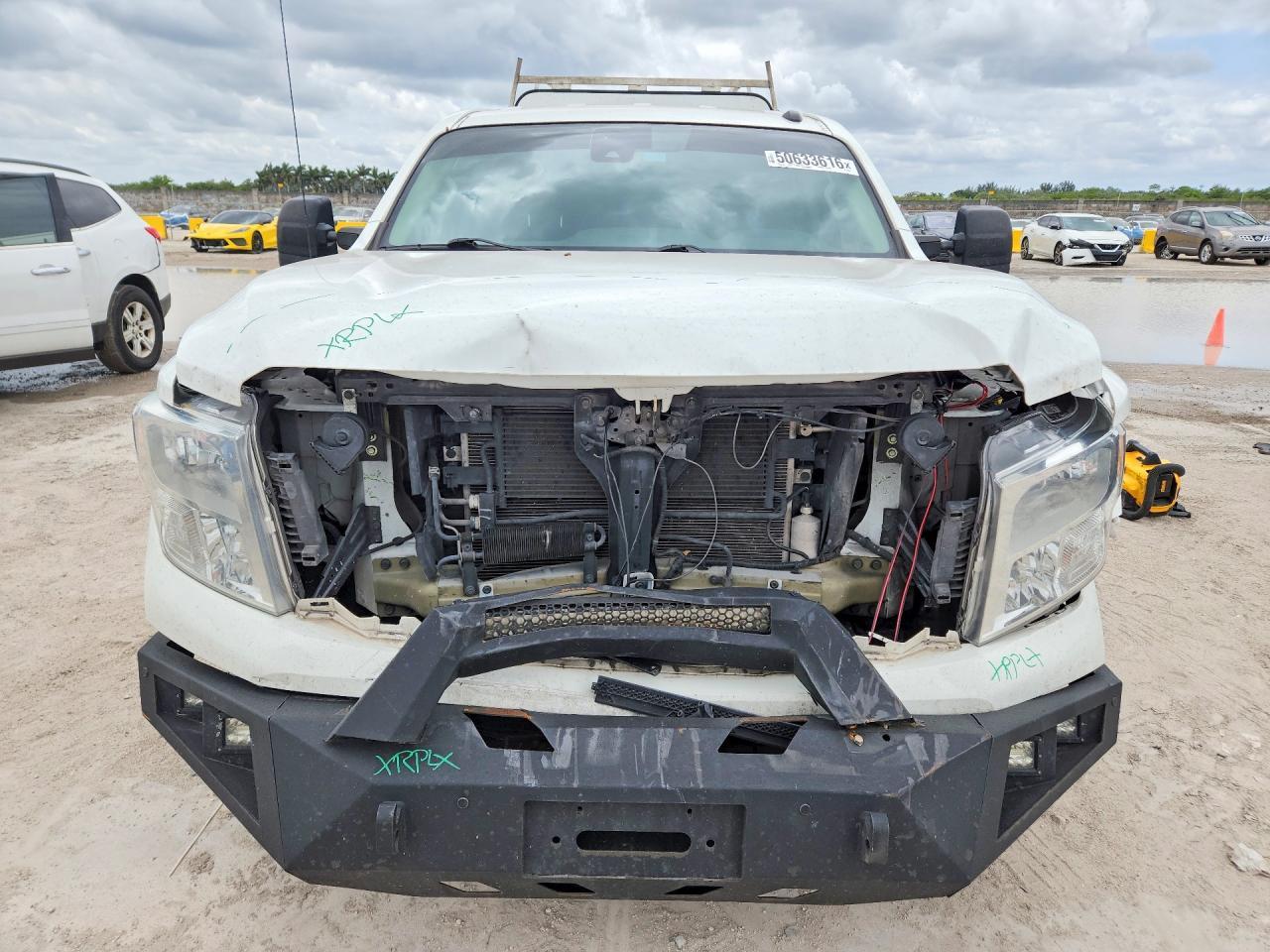 2021 Nissan Titan SV