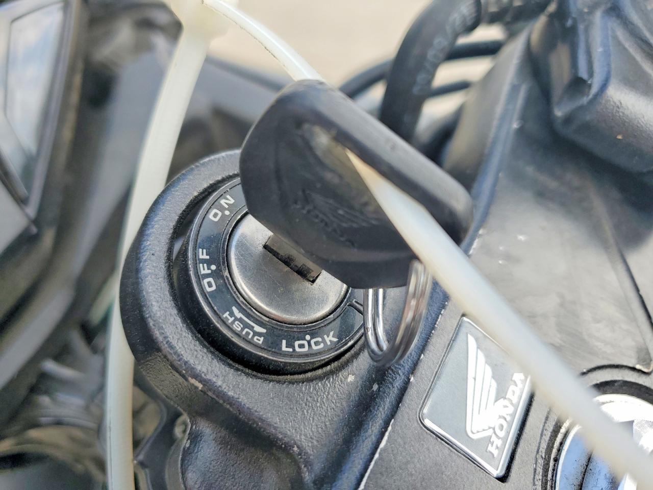 2022 Honda CBR300 RA