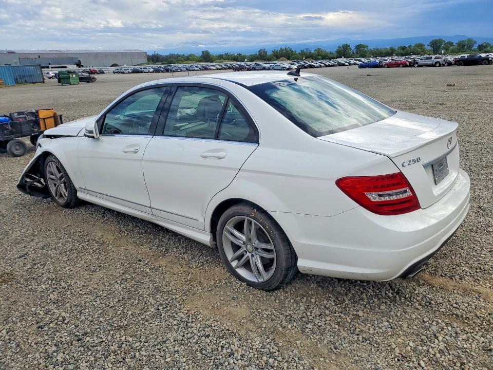 2014 Mercedes-Benz C 250