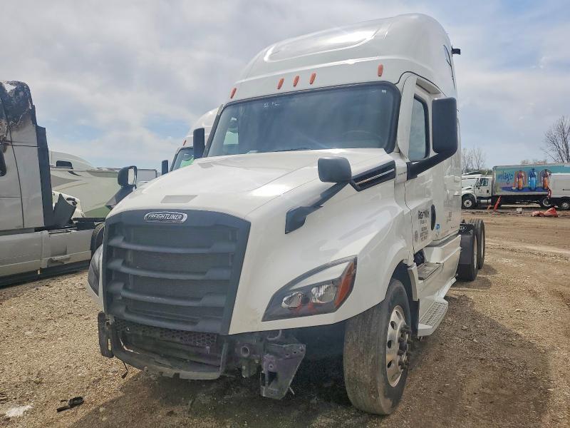 2022 Freigliner 2022 Freightliner Cascadia 126 Semi Truck