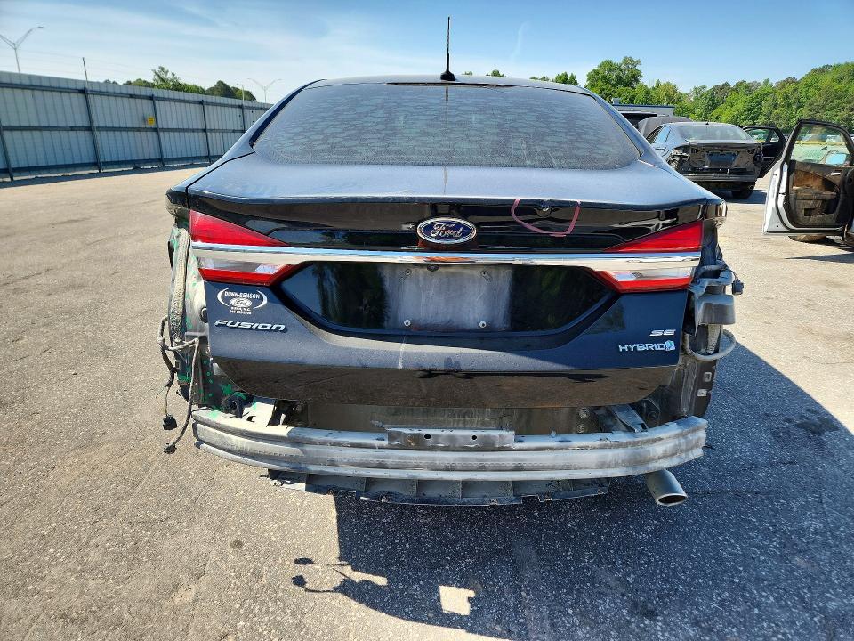 2018 Ford Fusion se Hybrid