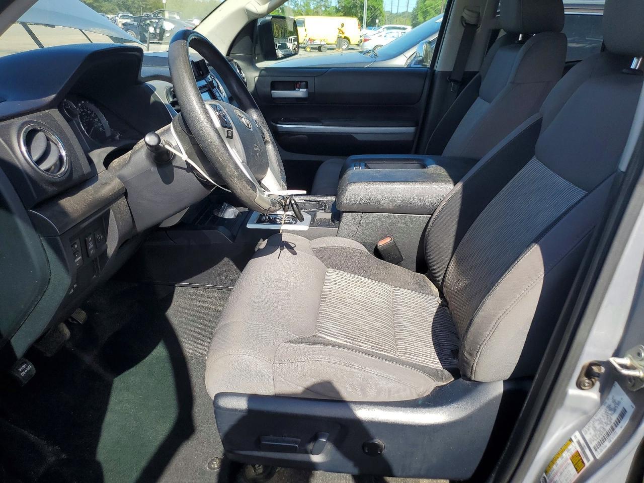 2014 Toyota Tundra SR5