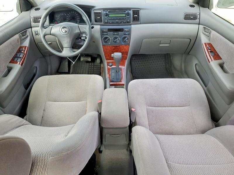 2005 Toyota Corolla le