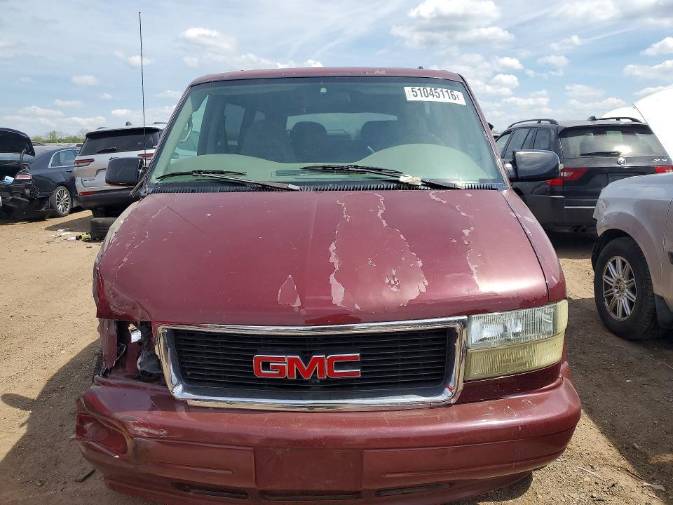 2005 GMC Safari XT