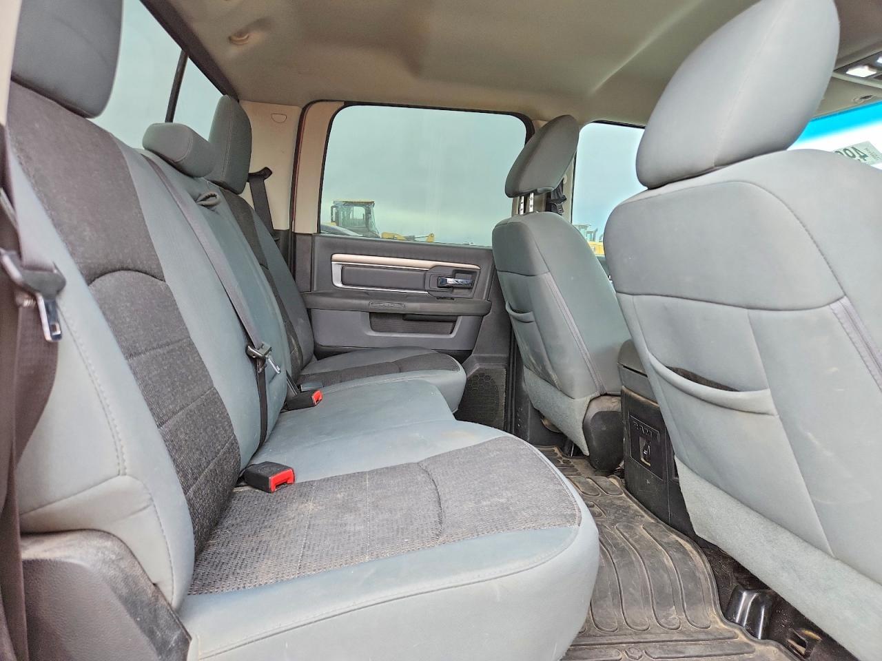 2013 Dodge RAM 1500 SLT
