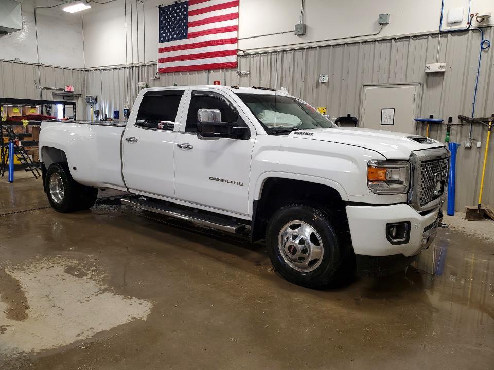 2017 GMC Sierra K3500 Denali