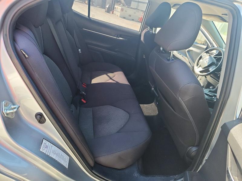 2021 Toyota Camry le