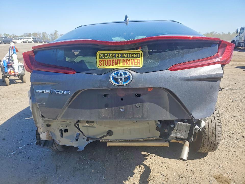 2022 Toyota Prius Prime le
